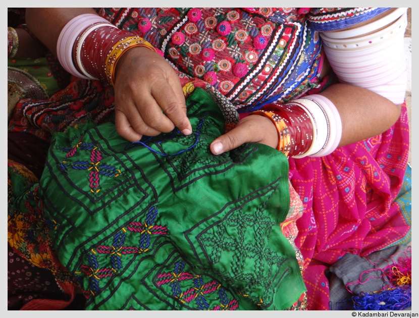 /photos/banni/kutchi_embroidery.JPG