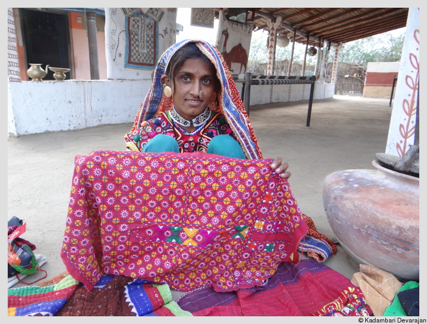 /photos/banni/kutchi_woman.JPG